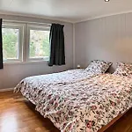 Beautiful In With House A Panoramic View 度假居 Kvammen