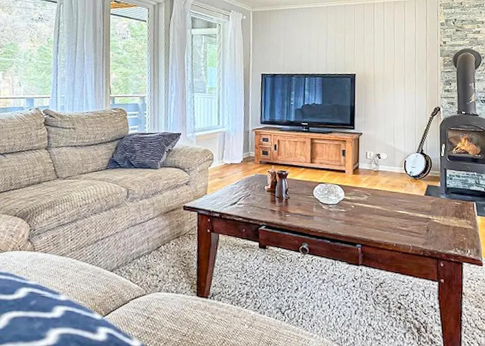 Beautiful In With House A Panoramic View * Kvammen