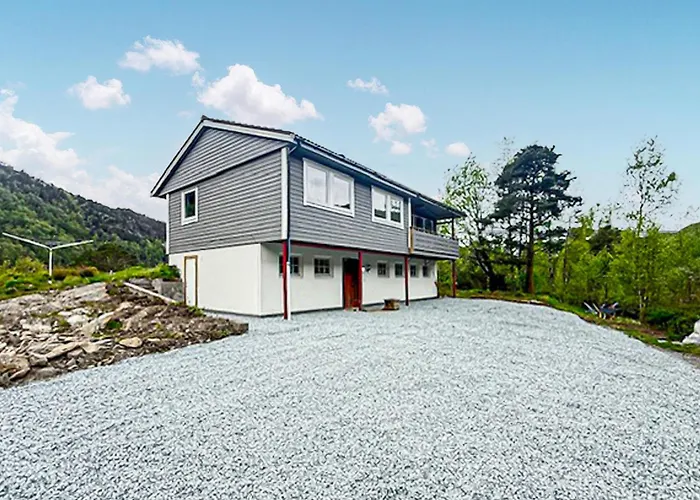 Beautiful In With House A Panoramic View *