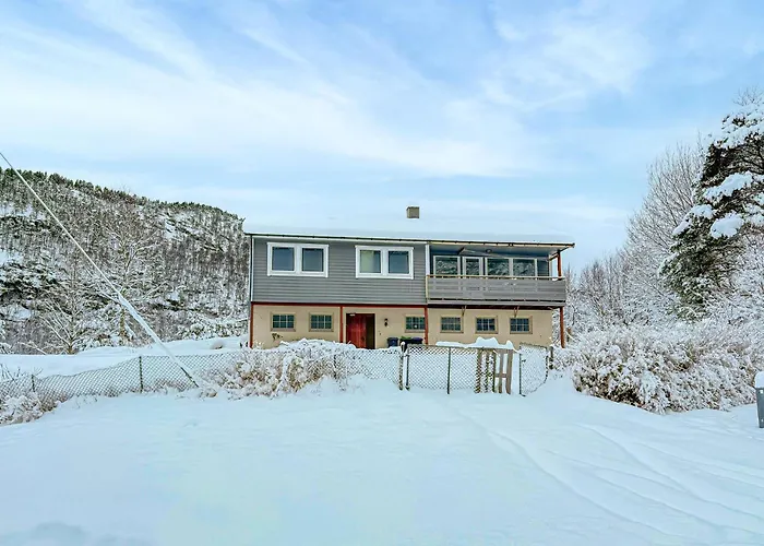 Beautiful In With House A Panoramic View * Kvammen