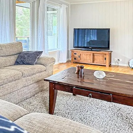 Beautiful In With House A Panoramic View * Kvammen